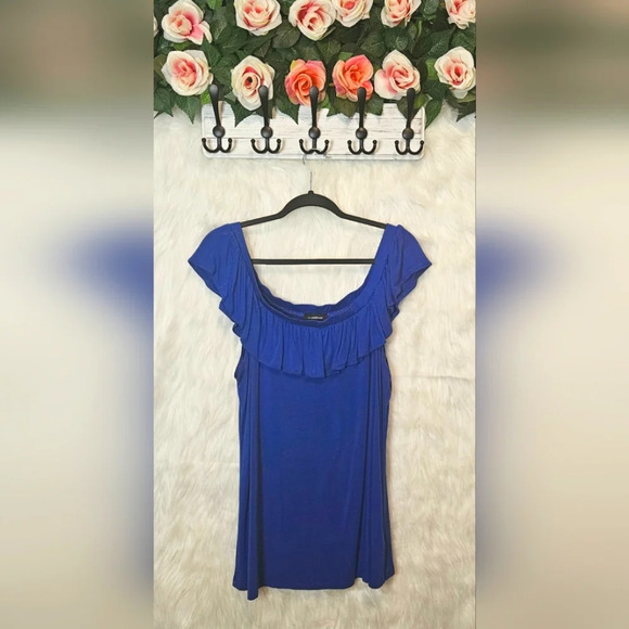 Le Chateau On/Off Shoulder Saphire Top - Picture 1 of 5